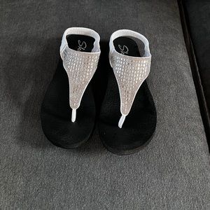 Skecher’s sandals